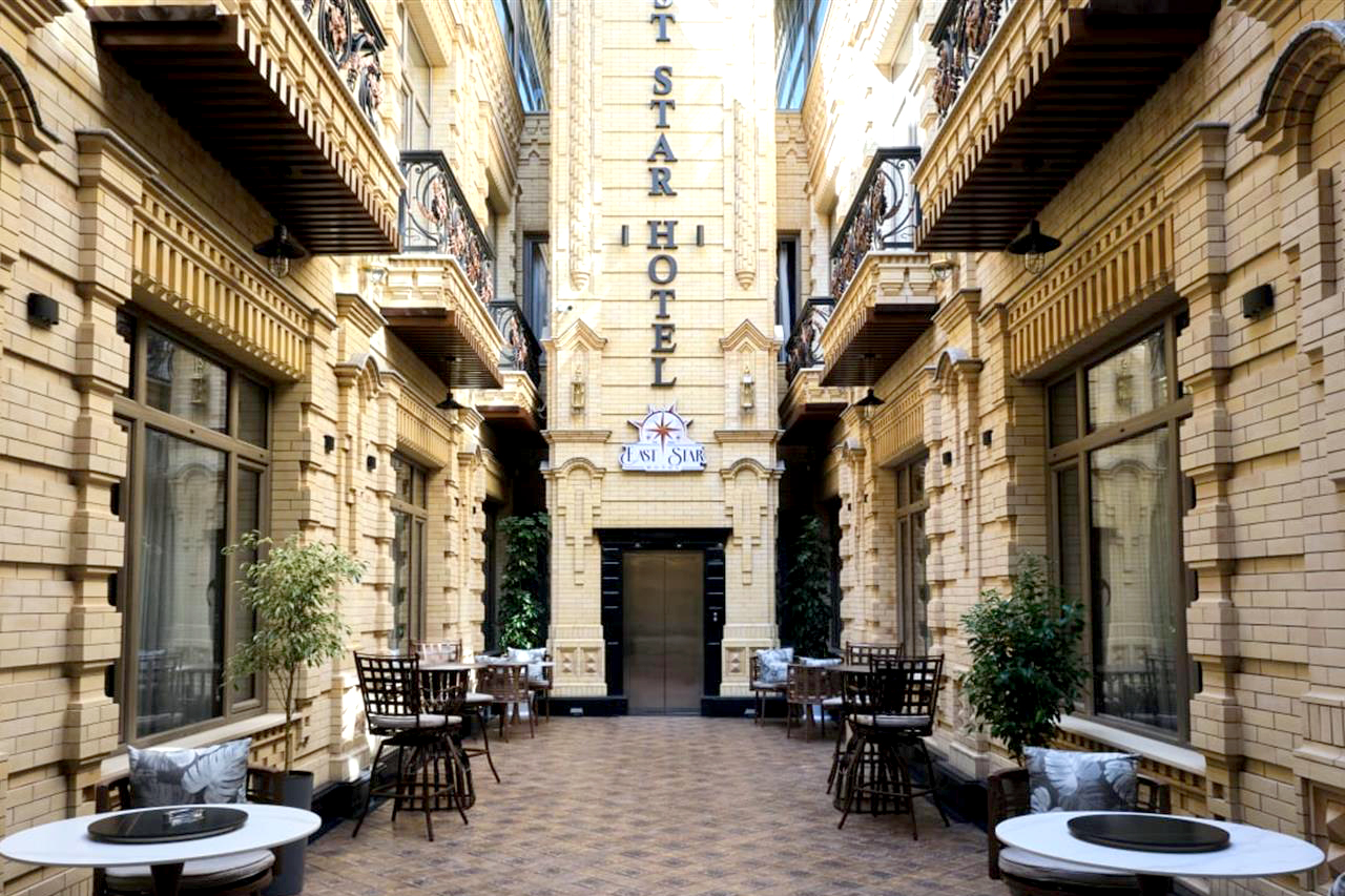 East Star Hotel